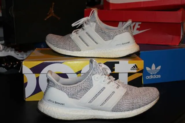 adidas Ultra Boost Sneakers 4.0 Non Dye Cloud White F361...