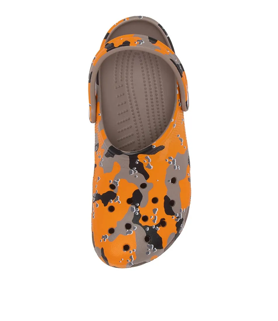 CROCS Classic Printed Camo Orange Zing Sandals