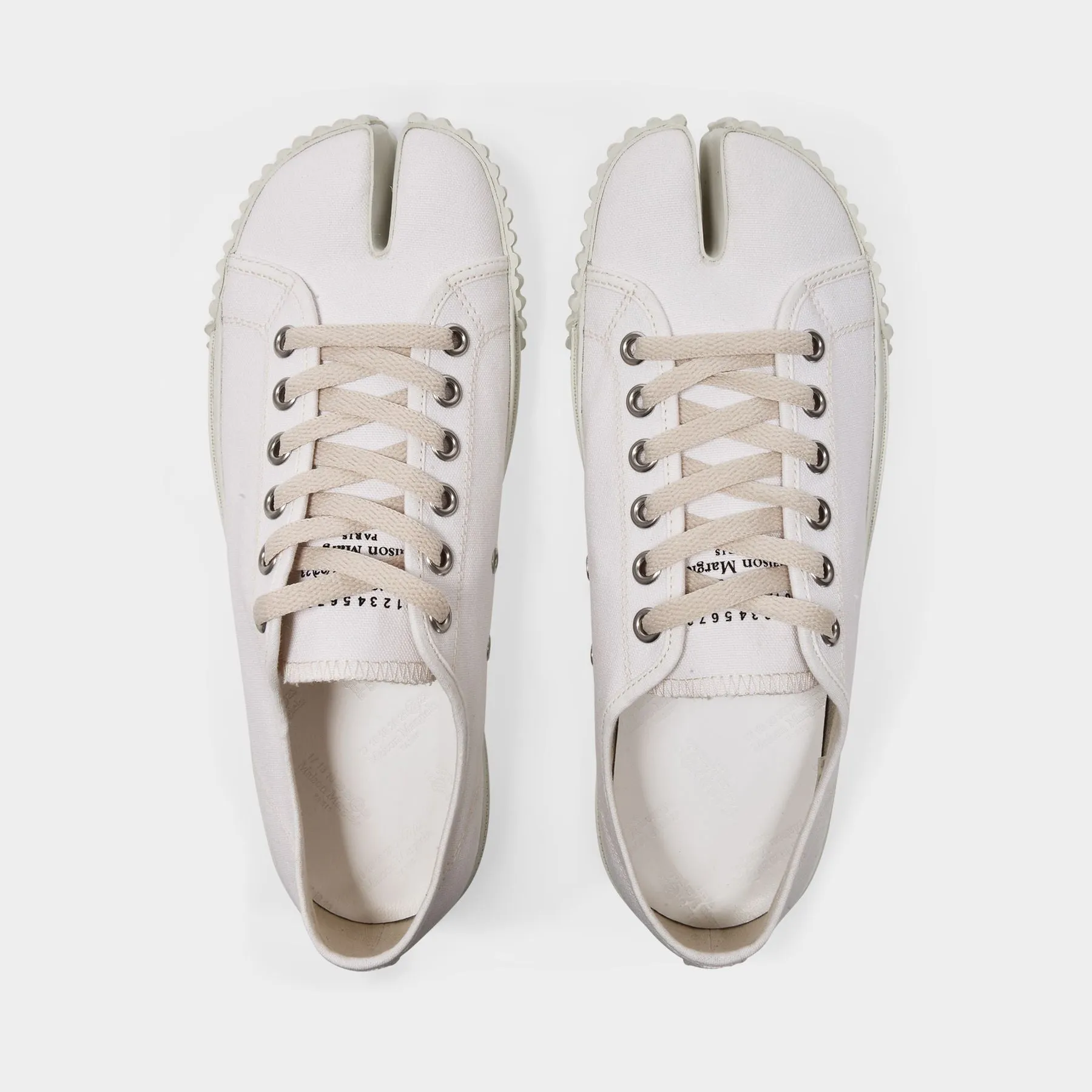 Maison Margiela  Tabi Low Top Sneakers in White Coton