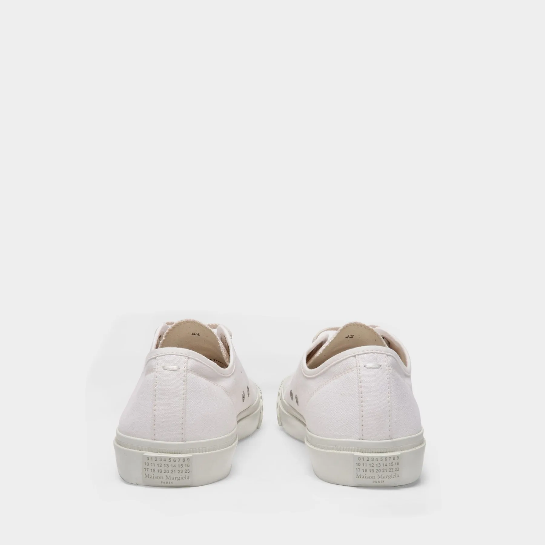 Maison Margiela  Tabi Low Top Sneakers in White Coton