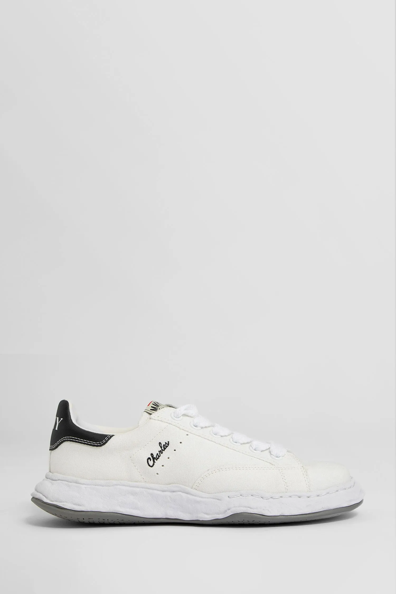 maison mihara yasuhiro charles canvas low-top sneakers