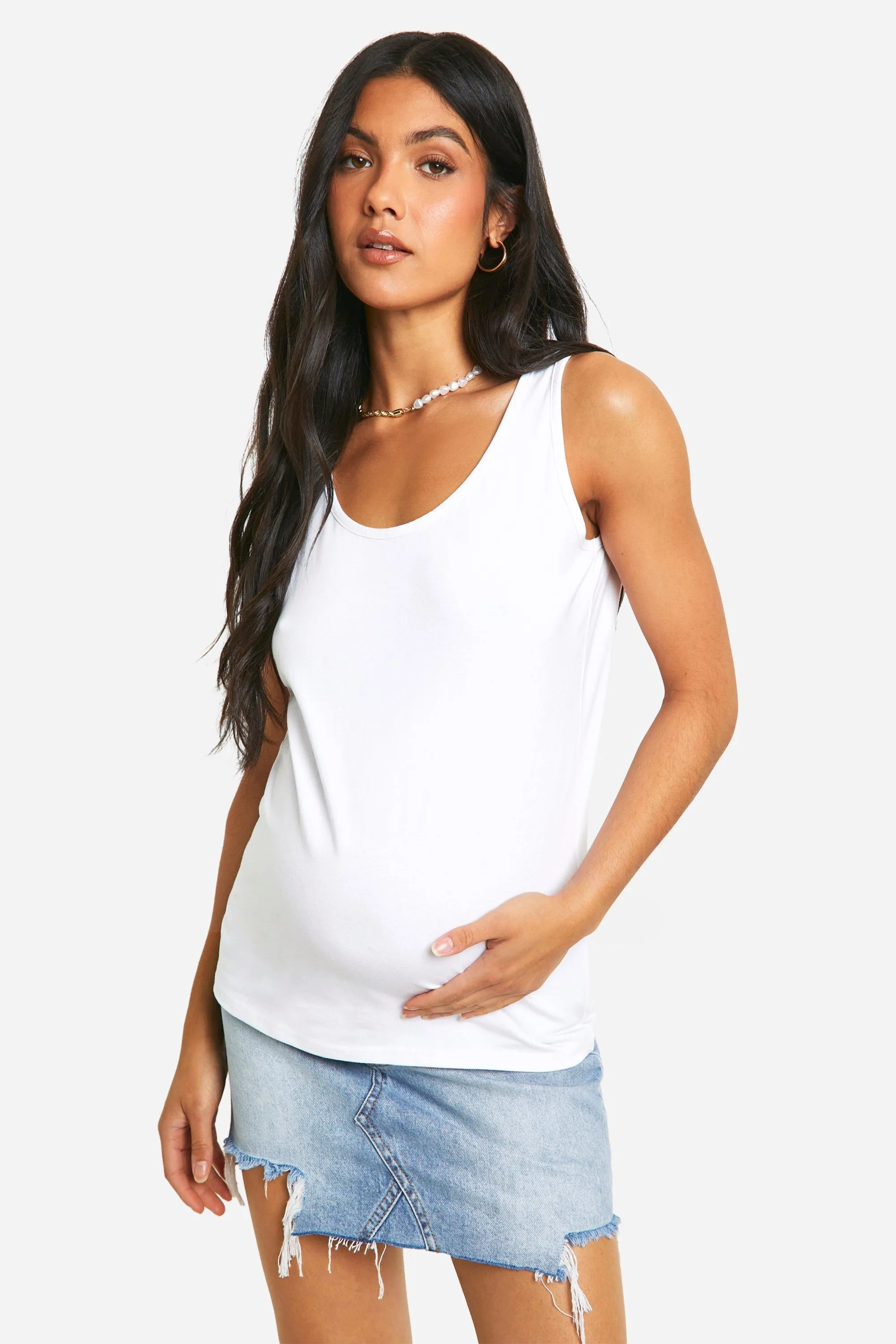 Maternity Basic Scoop Neck Tank Top Top