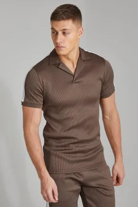 Muscle Fit Pleated Tape Revere Polo