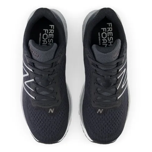 NEW BALANCE M880V13