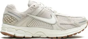 Nike Zoom Vomero 5 Light Orewood Brown sneakers Neutrals