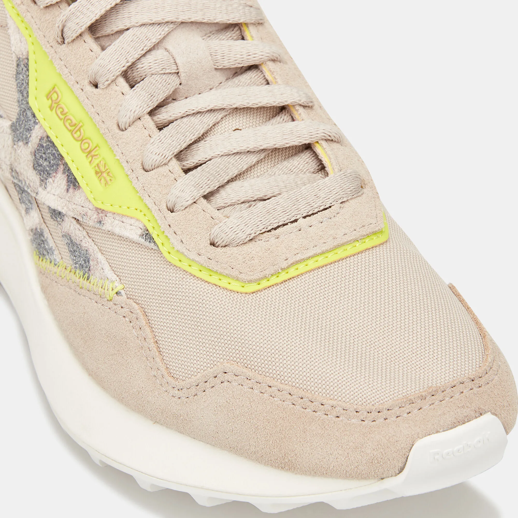 Reebok Women's Classic Leather Legacy AZ Shoe