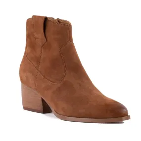 Seychelles Upside Boot in Cognacc Suede