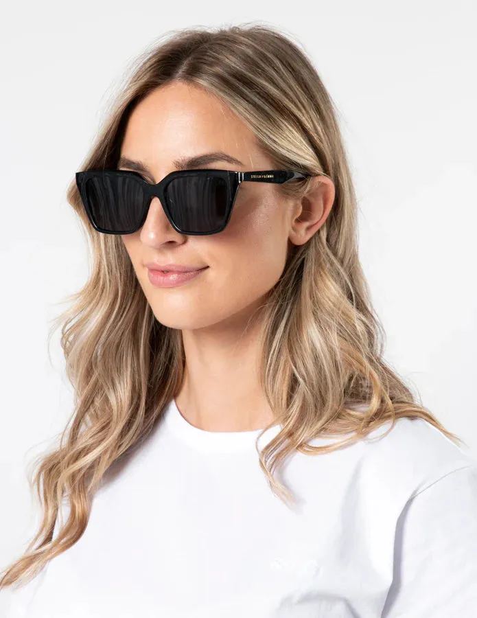 STELLA + GEMMA SUNGLASSES - WILLOW BLACK