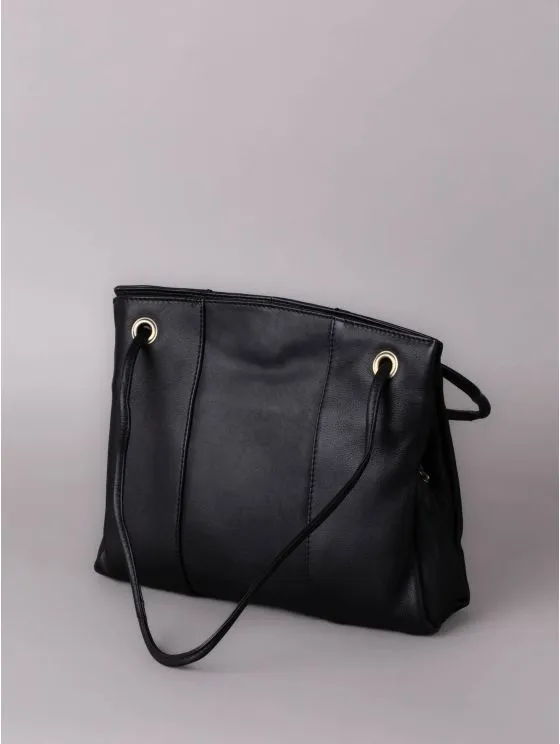 Winscale Leather Turn Lock Shoulder Bag in Black